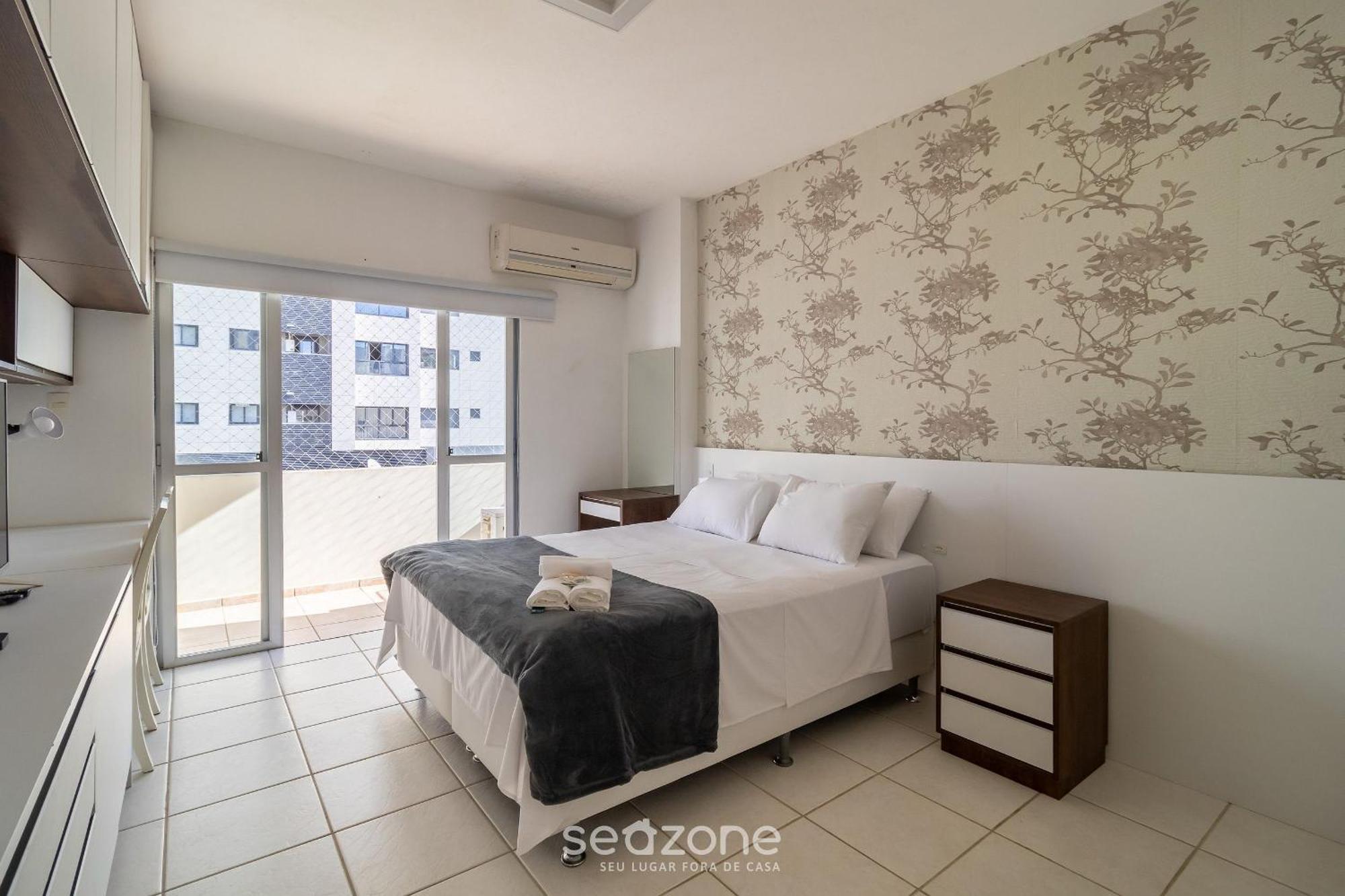 Apto C/ 3 A 200m Da Ime1001 Apartamento *